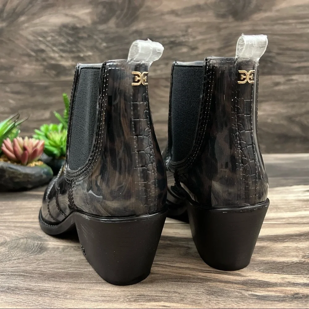 NIB Sam Edelman Winona Western Ankle Rain Bootie Bootie Dark Leopard 8M 38